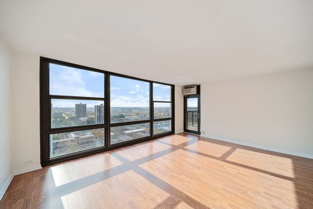 2605 S Indiana Avenue 2107, Chicago, IL 60616