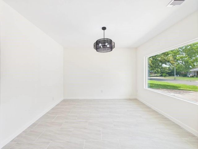 5025 De Milo Drive, Houston, TX 77092