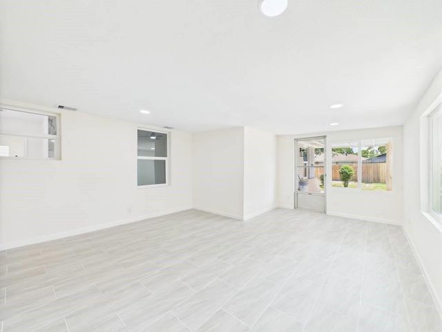 5025 De Milo Drive, Houston, TX 77092