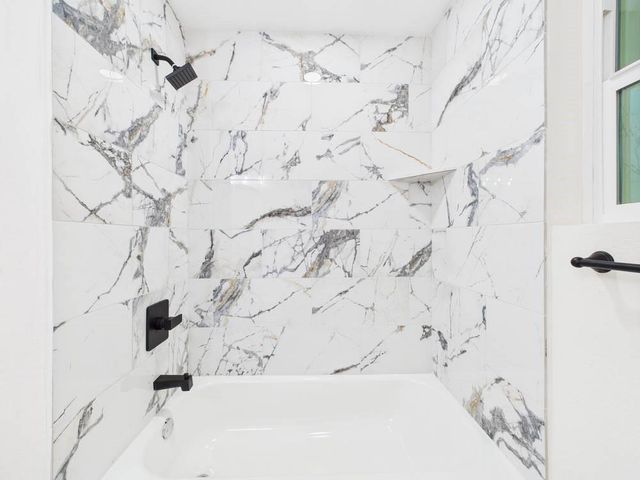 5025 De Milo Drive, Houston, TX 77092