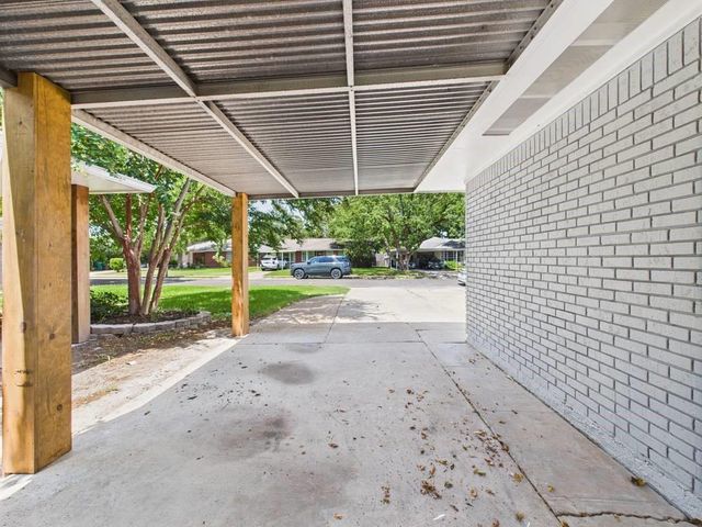 5025 De Milo Drive, Houston, TX 77092