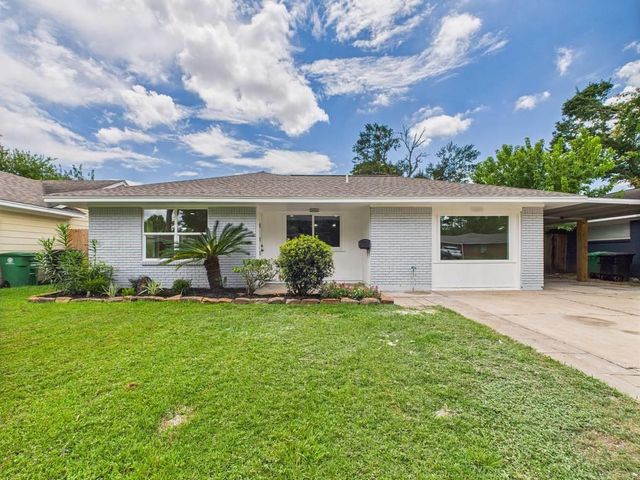 5025 De Milo Drive, Houston, TX 77092