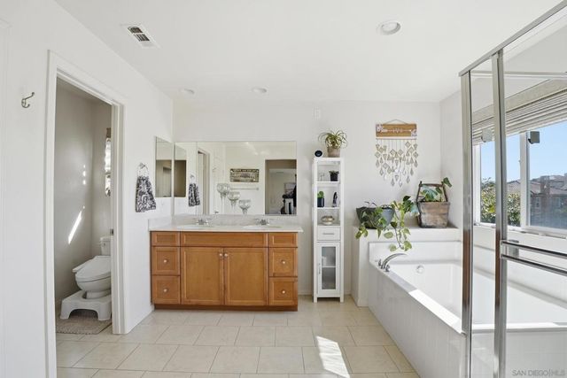 1754 Avenida Regina, San Marcos, CA 92069