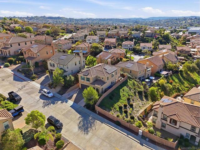 1754 Avenida Regina, San Marcos, CA 92069