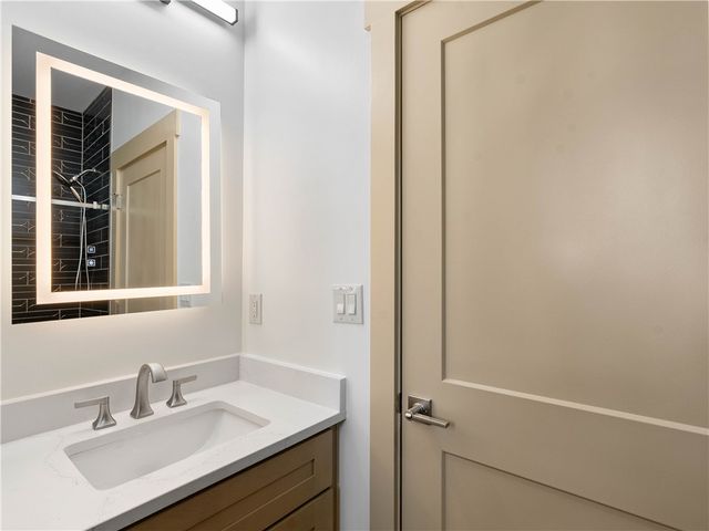 111 W 2nd Street, Williamston, SC 29697