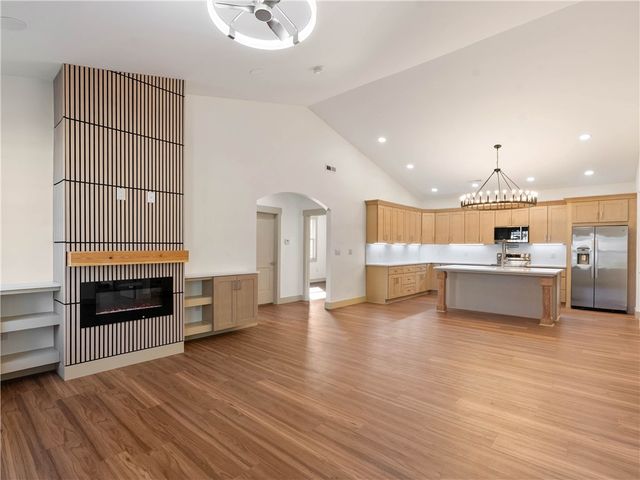 111 W 2nd Street, Williamston, SC 29697