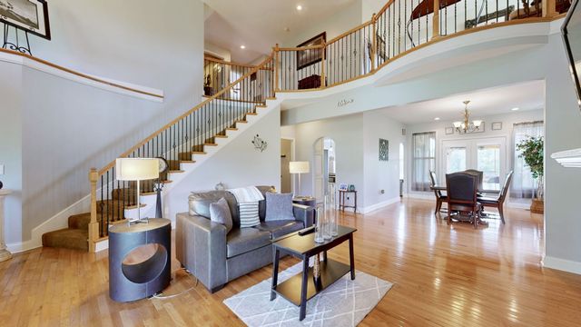 3128 31E Hwy, Bethpage, TN 37022