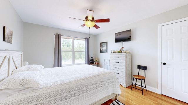 3128 31E Hwy, Bethpage, TN 37022