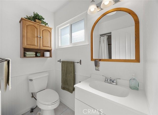 1632 S Songish St, Anaheim, CA 92804