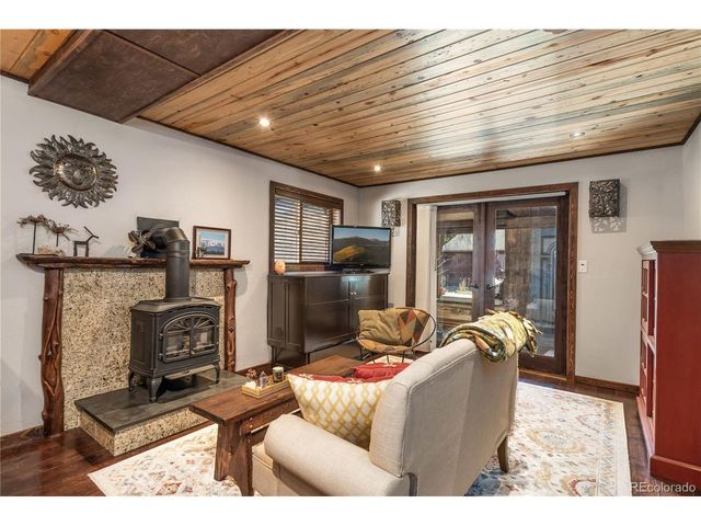 495 Edgewood Rd, Alma, CO 80420