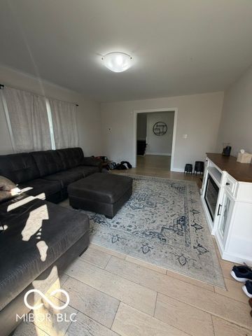 1205 N Grant Avenue, Indianapolis, IN 46201