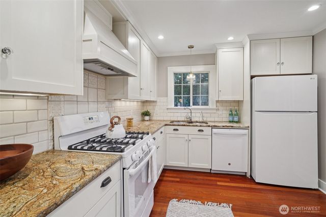 314 N 117th Street, Seattle, WA 98133