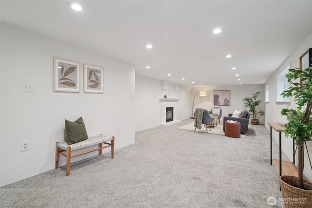 314 N 117th Street, Seattle, WA 98133