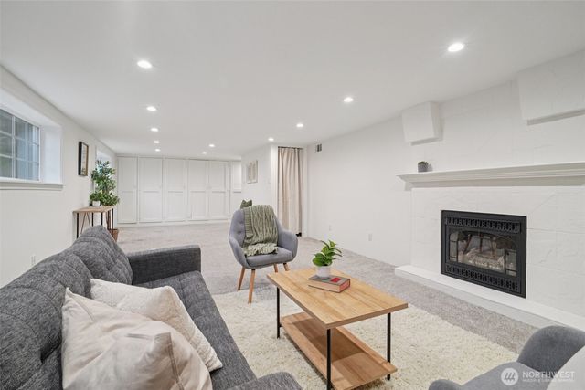 314 N 117th Street, Seattle, WA 98133