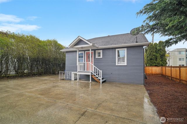 314 N 117th Street, Seattle, WA 98133