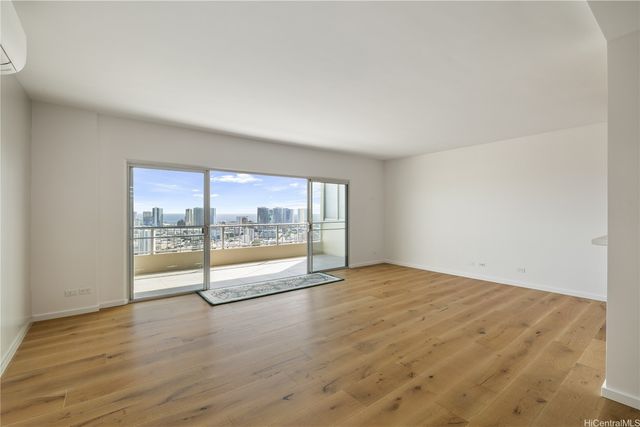 999 Wilder Avenue 1604, Honolulu, HI 96822