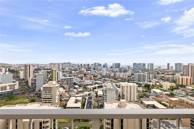 999 Wilder Avenue 1604, Honolulu, HI 96822