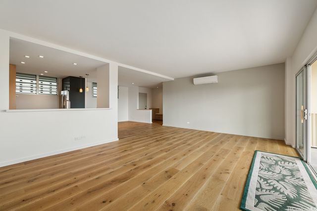 999 Wilder Avenue 1604, Honolulu, HI 96822