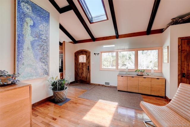 380 Long Ridge Road, Pound Ridge, NY 10576