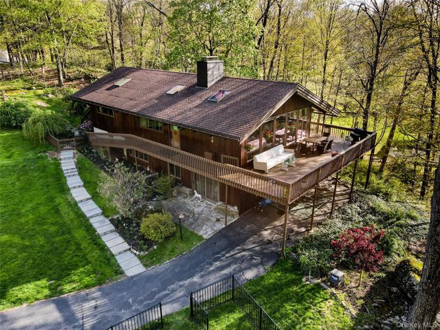 380 Long Ridge Road, Pound Ridge, NY 10576