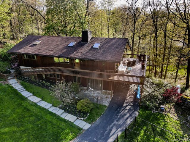 380 Long Ridge Road, Pound Ridge, NY 10576