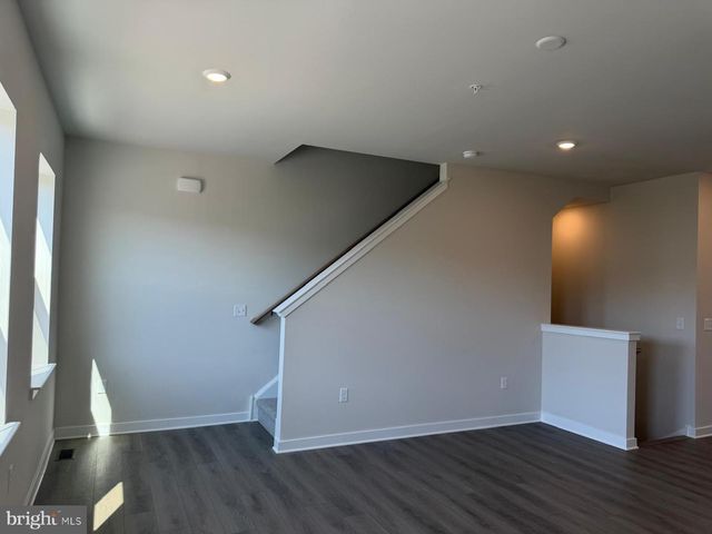 33 EAST FRONT STREET, Bridgeport, PA 19405