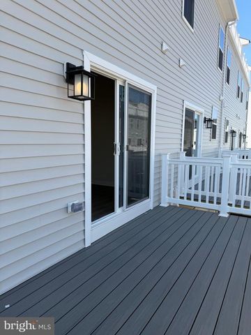 33 EAST FRONT STREET, Bridgeport, PA 19405