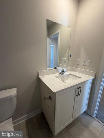 33 EAST FRONT STREET, Bridgeport, PA 19405