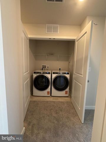 33 EAST FRONT STREET, Bridgeport, PA 19405