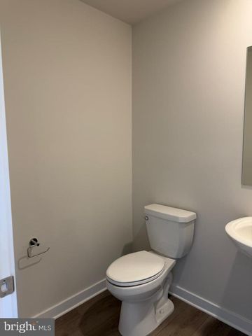 33 EAST FRONT STREET, Bridgeport, PA 19405