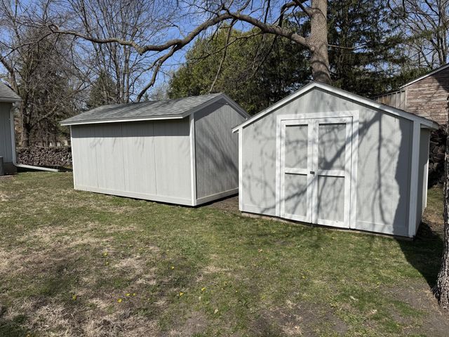 1458 Lookout Drive, North Mankato, MN 56003