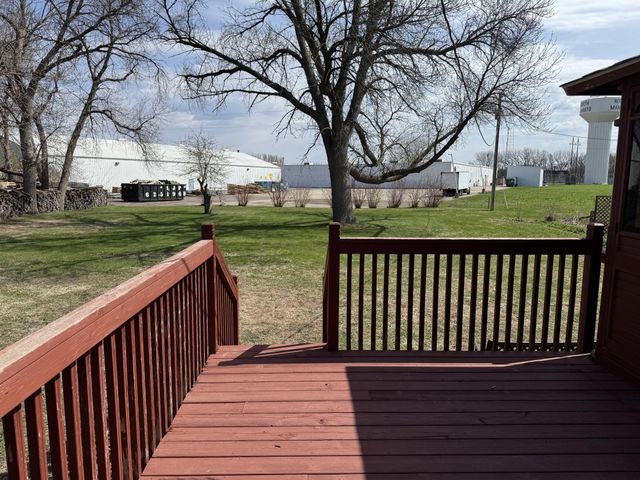1458 Lookout Drive, North Mankato, MN 56003