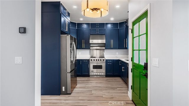 727 B E Myrtle Avenue, Glendora, CA 91741