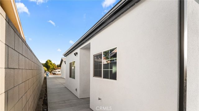 727 B E Myrtle Avenue, Glendora, CA 91741