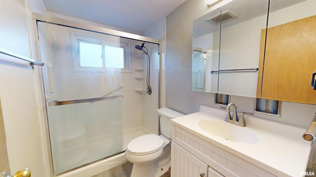 2833 SUSAN Curve, Peoria, IL 61615