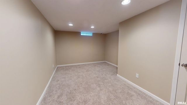 2833 SUSAN Curve, Peoria, IL 61615