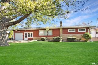 2833 SUSAN Curve, Peoria, IL 61615