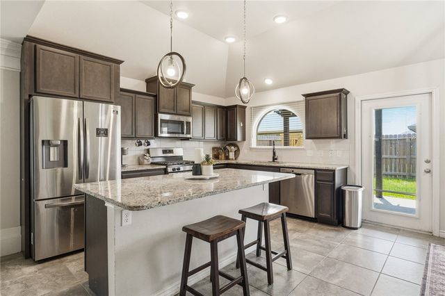 7526 Loyd Neal Dr, Corpus Christi, TX 78414