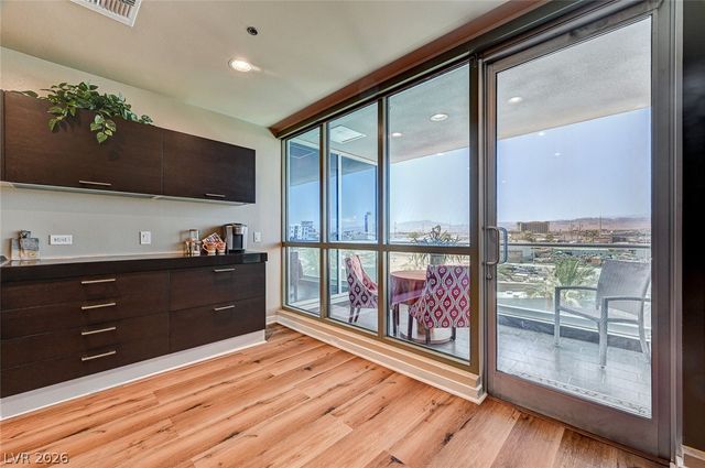 4575 Dean Martin Drive 506, Las Vegas, NV 89103