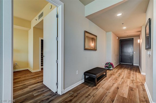 4575 Dean Martin Drive 506, Las Vegas, NV 89103