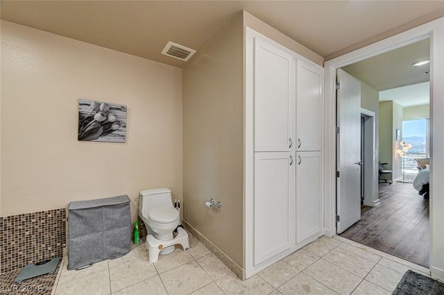 4575 Dean Martin Drive 506, Las Vegas, NV 89103