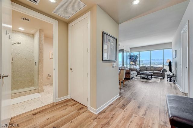 4575 Dean Martin Drive 506, Las Vegas, NV 89103