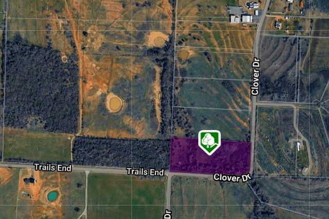 890 Clover Drive, Poolville, TX 76487