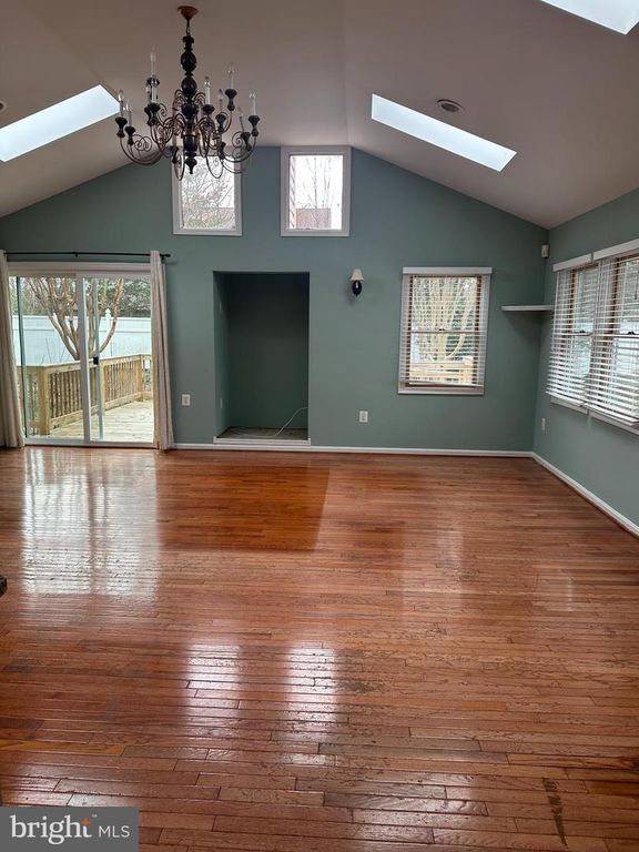 2021 KILGORE RD, Falls Church, VA 22043