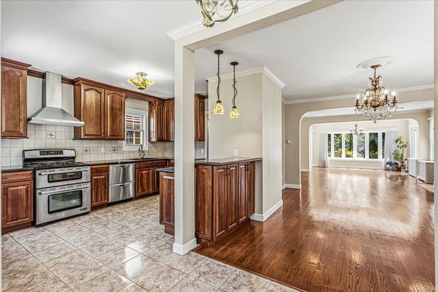 69-37 Fleet Street, New York City, NY 11375