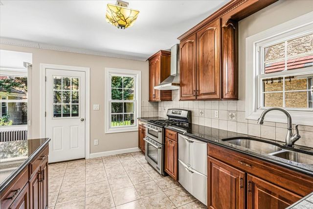 69-37 Fleet Street, New York City, NY 11375