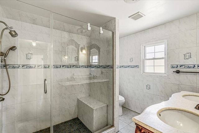 69-37 Fleet Street, New York City, NY 11375