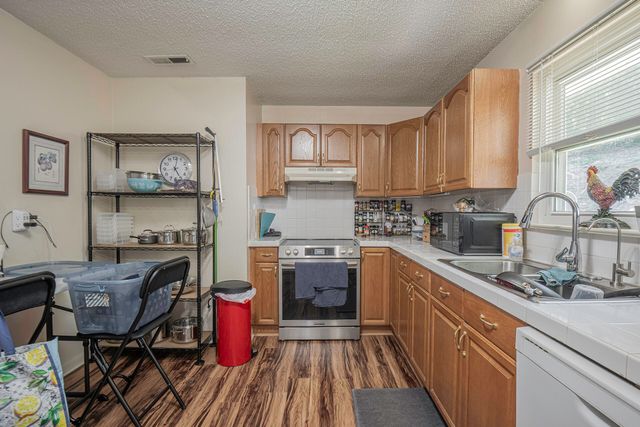254 Midway Avenue, Rossville, GA 30741