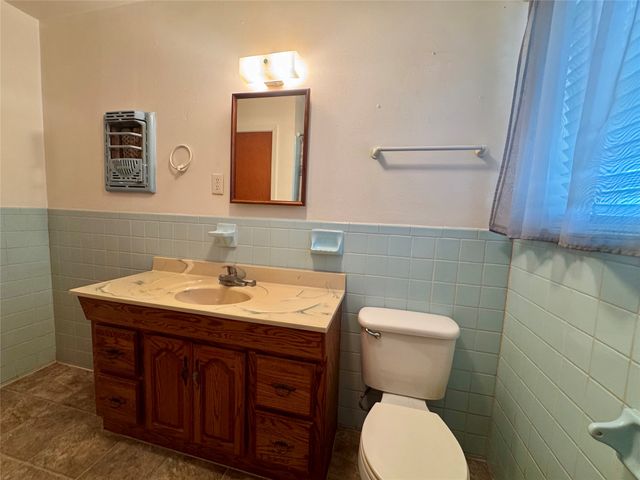 132 Columbia, Palestine, TX 75803