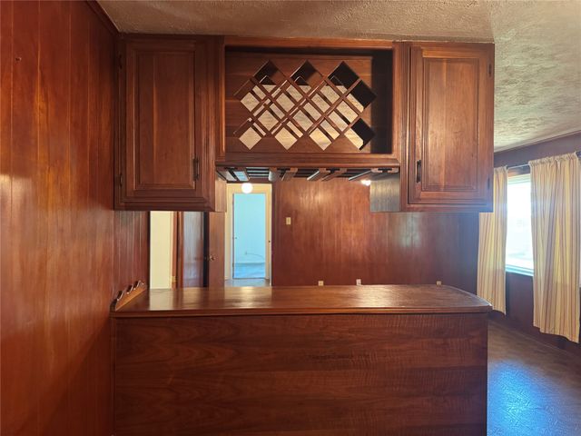 132 Columbia, Palestine, TX 75803